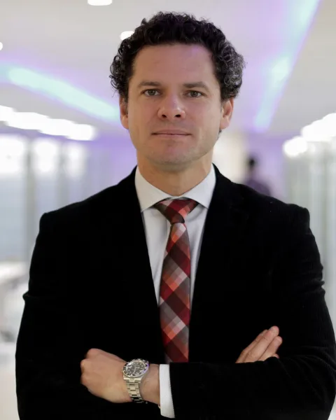 Dr. Gustavo Petrilli CRO-SP 79317